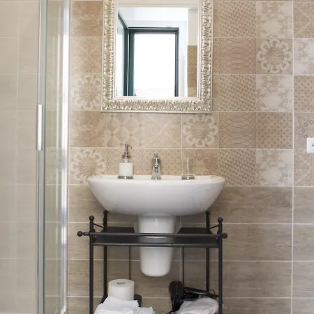 Palazzo Spasiano - Center 4*