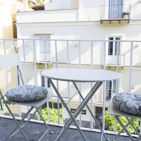 Maison d'hôtes Palazzo Spasiano - Center 4*