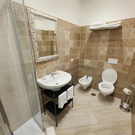 게스트하우스 Palazzo Spasiano - Center 4*