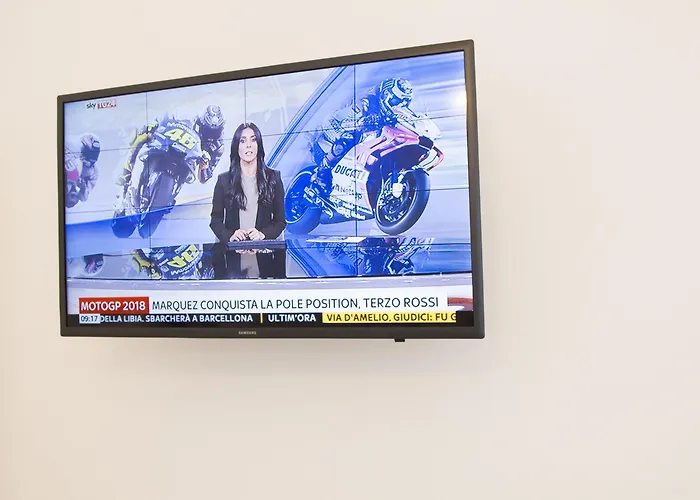 Konukevi Palazzo Spasiano - Center 4*