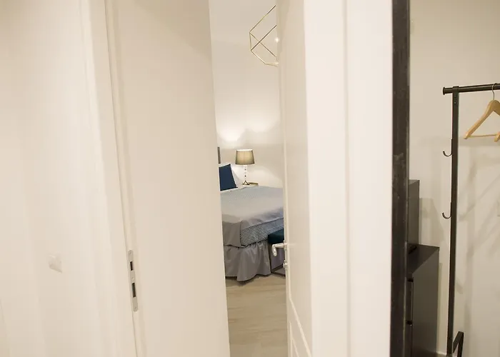 Konukevi Palazzo Spasiano - Center 4*