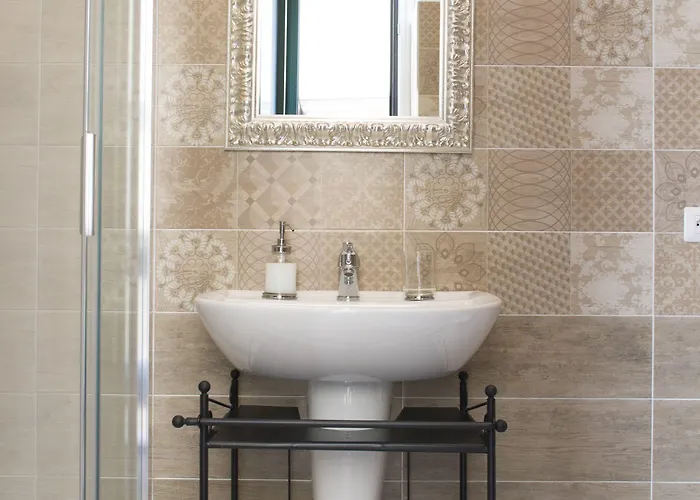 Palazzo Spasiano - Center 4*